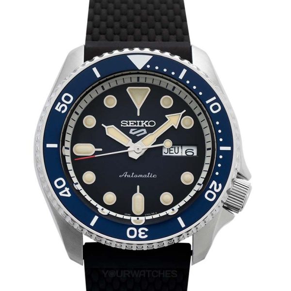 Seiko 5 Sports - Suits